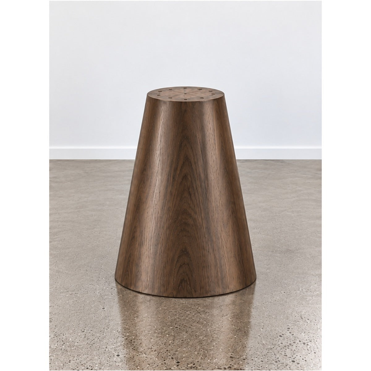 THE ORBIT DINING TABLE